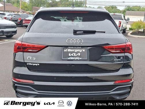 2021 Audi Q3 45 S line Premium