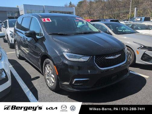 2024 Chrysler Pacifica Touring-L