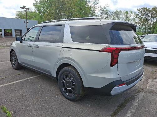 2025 Kia Carnival Hybrid EX