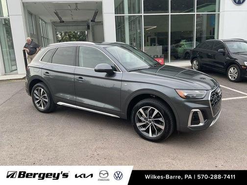 2023 Audi Q5 45 S line quattro Premium