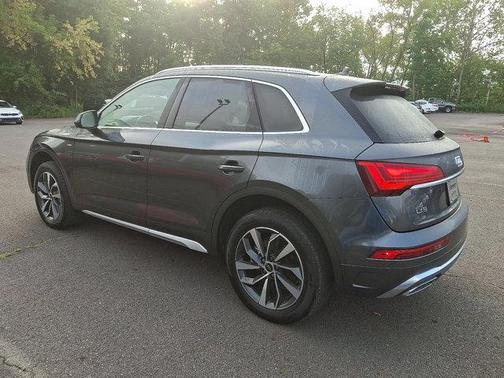 2023 Audi Q5 45 S line quattro Premium