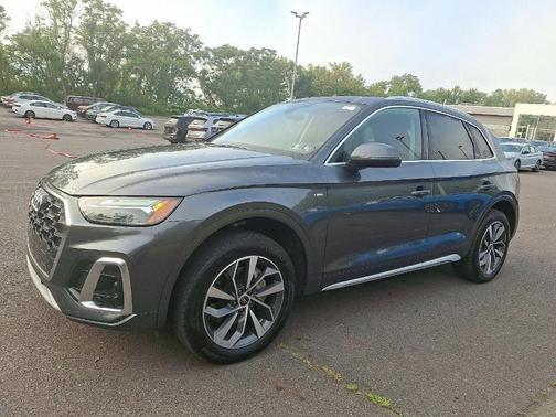 2023 Audi Q5 45 S line quattro Premium