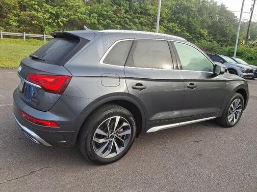 2023 Audi Q5 45 S line quattro Premium