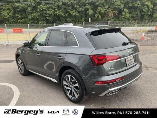 2023 Audi Q5 45 S line quattro Premium