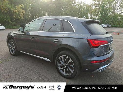 2023 Audi Q5 45 S line quattro Premium