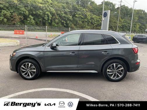 2023 Audi Q5 45 S line quattro Premium