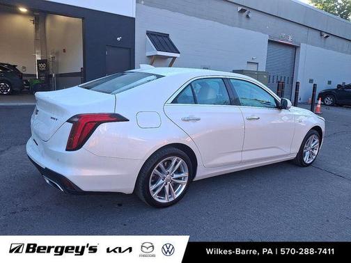 2022 Cadillac CT4 Luxury