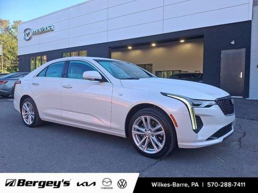 2022 Cadillac CT4 Luxury