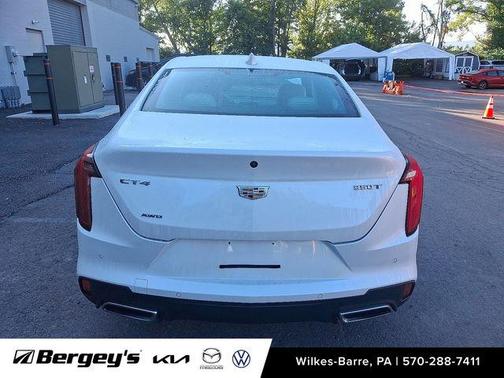 2022 Cadillac CT4 Luxury