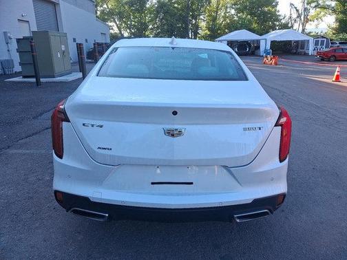 2022 Cadillac CT4 Luxury