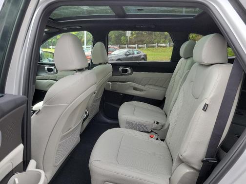 2025 Kia Sorento Plug-In Hybrid SX Prestige