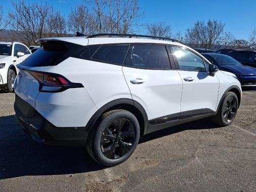 2025 Kia Sportage X-Line