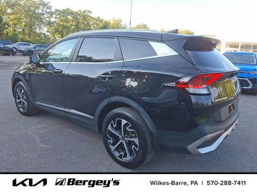 2023 Kia Sportage Hybrid EX