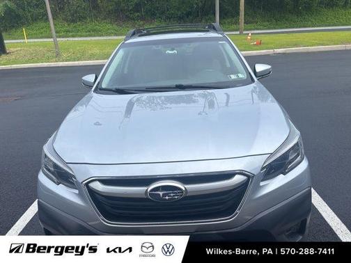 Ice Silver Metallic 2020 Subaru Outback Premium