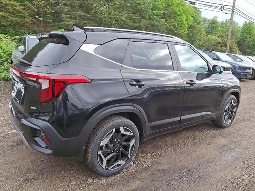 2025 Kia Seltos SX