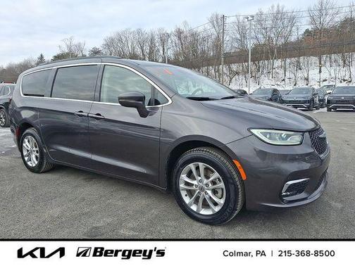 2021 Chrysler Pacifica Touring