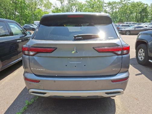 2022 Mitsubishi Outlander SEL