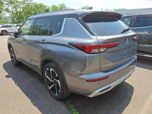 2022 Mitsubishi Outlander SEL