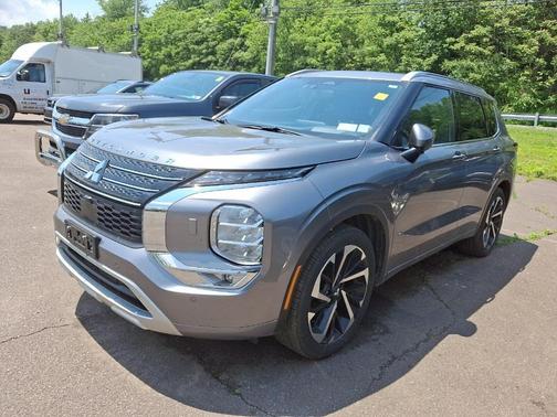 2022 Mitsubishi Outlander SEL