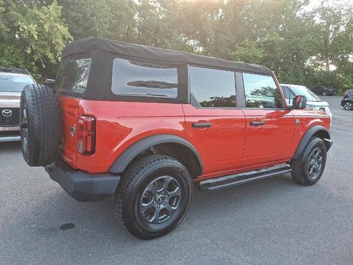 2021 Ford Bronco 