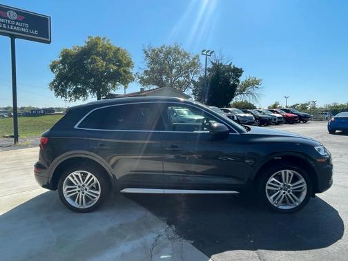 2018 Audi Q5 2.0T Premium Plus