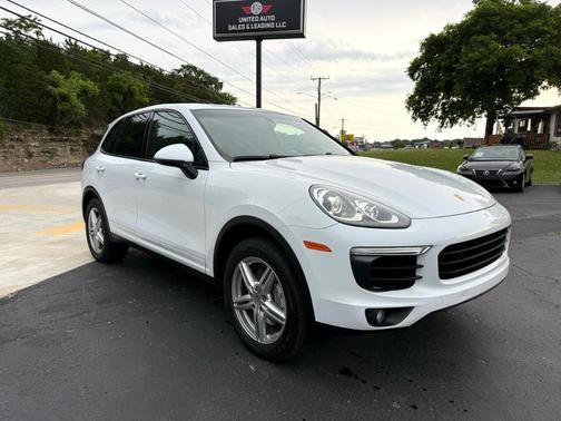 2016 Porsche Cayenne Base