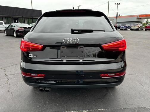 2017 Audi Q3 2.0T Premium
