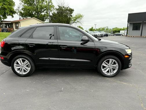 2017 Audi Q3 2.0T Premium