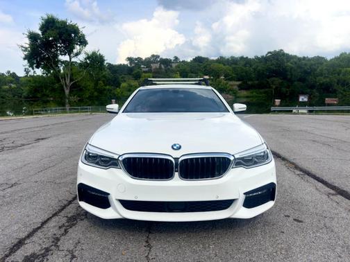 2018 BMW 540 i