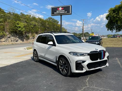 2020 BMW X7 M50i
