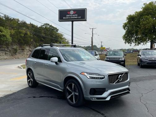 2019 Volvo XC90 T6 R-Design
