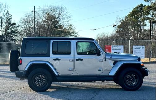 2018 Jeep Wrangler Unlimited Sahara