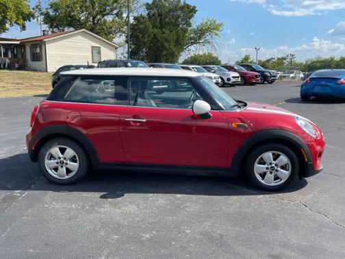 2016 MINI Hardtop Cooper