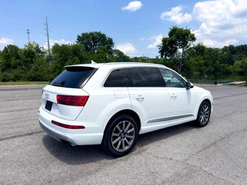 2019 Audi Q7 55 Premium