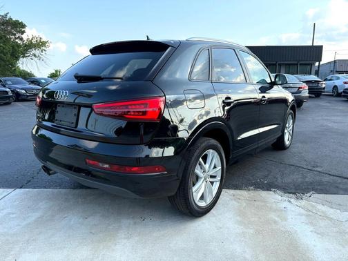 2017 Audi Q3 2.0T Premium