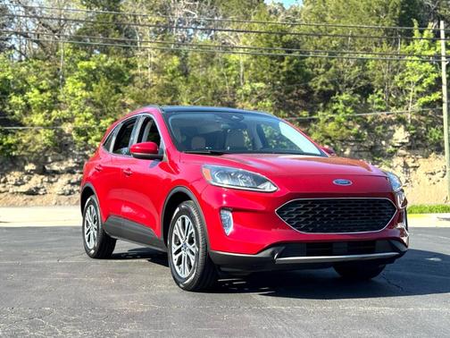 2021 Ford Escape SEL