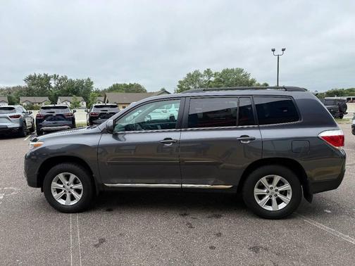 2011 Toyota Highlander SE