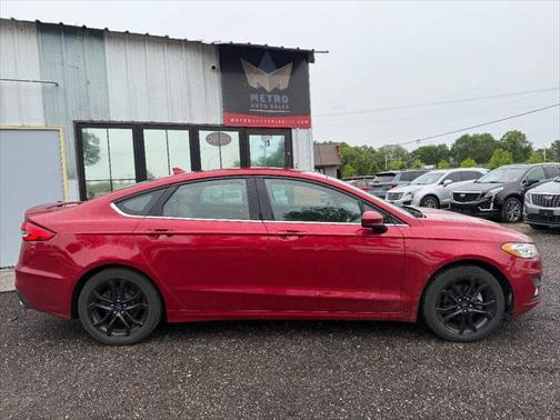 2020 Ford Fusion SE 4dr Sedan