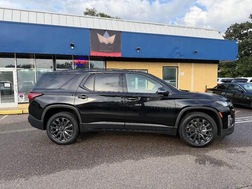 2022 Chevrolet Traverse RS