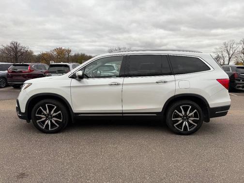 2021 Honda Pilot Touring 8-Passenger