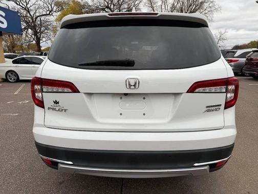 2021 Honda Pilot Touring 8-Passenger