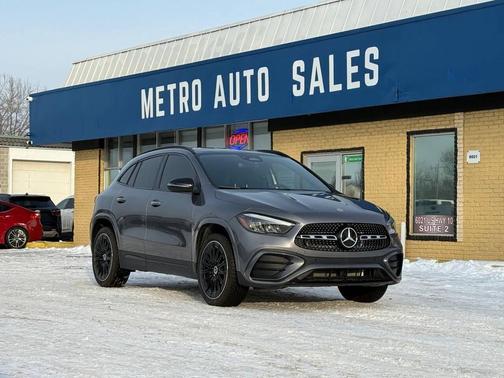 2025 Mercedes-Benz GLA 250 Base