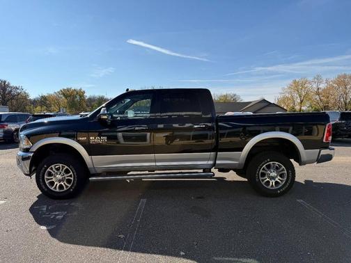 2018 RAM 2500 Laramie 4x4 4dr Crew Cab 6.3 ft. SB Pickup