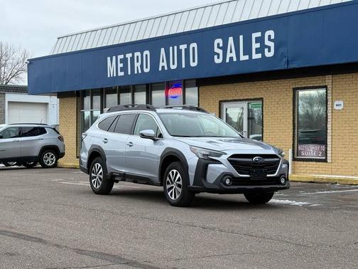 2025 Subaru Outback Premium