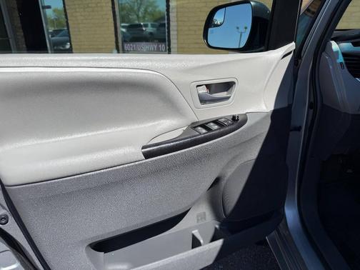 Predawn Gray Mica 2015 Toyota Sienna LE