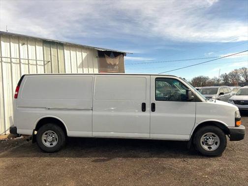 2017 Chevrolet Express 3500 3500 3dr Extended Cargo Van