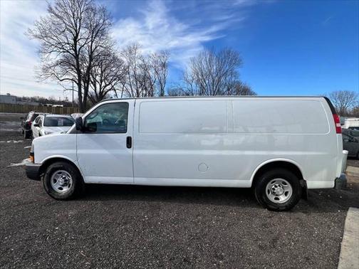 2017 Chevrolet Express 3500 3500 3dr Extended Cargo Van