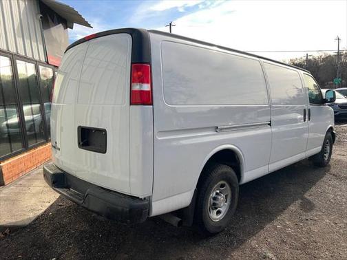 2017 Chevrolet Express 3500 3500 3dr Extended Cargo Van