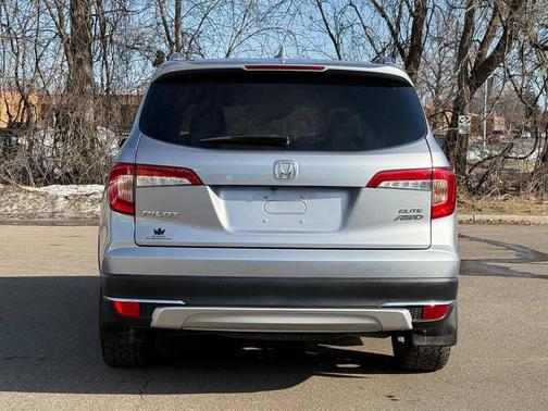 2022 Honda Pilot Elite AWD 4dr SUV