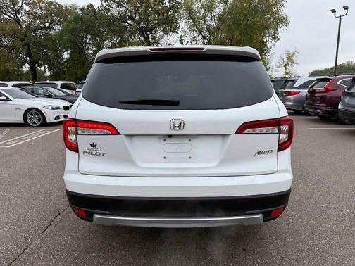 2022 Honda Pilot EX L AWD 4dr SUV